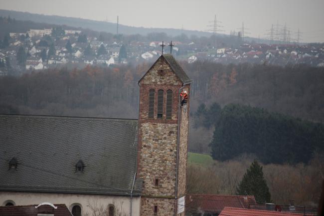 Blitzschutzarbeiten am Kirchturm